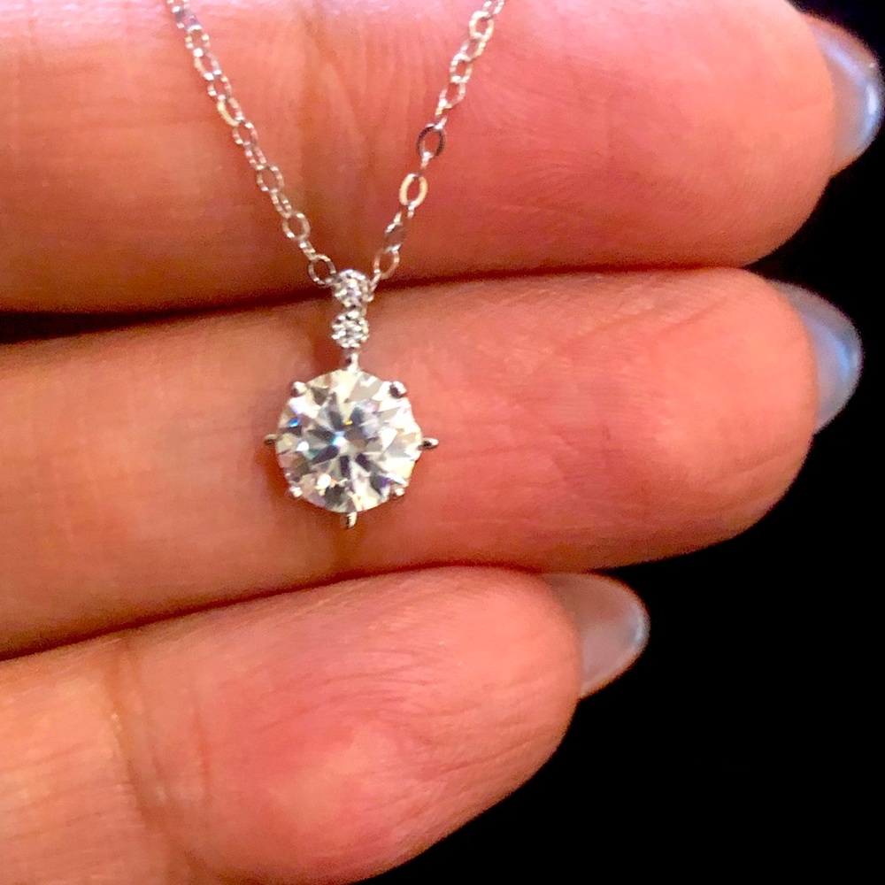 Watch video! Beautiful GRA Certified 1ct necklace!